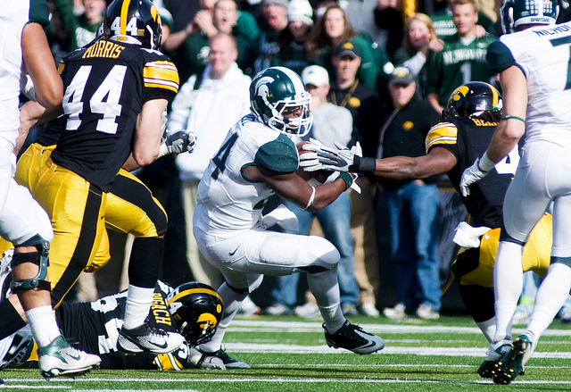 Look for Le'Veon Bell to have a big impact against the Fighting Irish (mattradickal/Creative Commons).