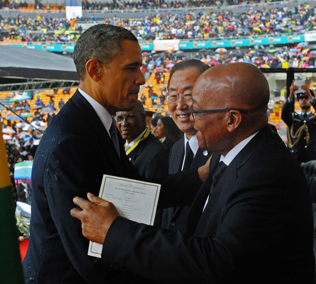 The interpreter that did not use a real sign language stood next to many world leaders during the service (wikimedia/ creative commons) The interpreter that did not use a real sign language stood next to many world leaders during the service (wikimedia/ creative commons)