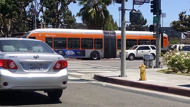 "There is no other bus system in the country that has a more dramatic number of low-income and minority bus riders." (Francesca Bessey, Neon Tommy) "There is no other bus system in the country that has a more dramatic number of low-income and minority bus riders." (Francesca Bessey, Neon Tommy)