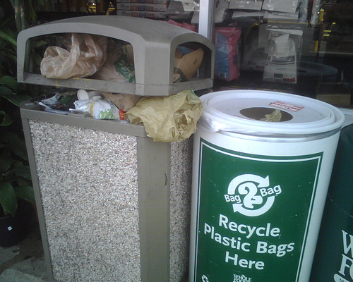 Recycling programs would have to be completely redesigned to be effective. (Flickr/Sam Felder)