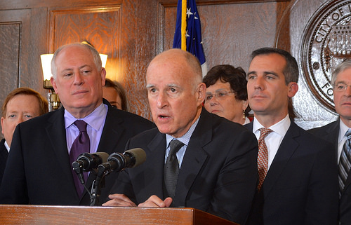 (Illinois Gov. Pat Quinn, Gov. Jerry Brown and Mayor Eric Garcetti at climate change news conference/Brianna Sacks, Neon Tommy)
