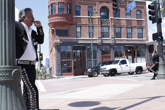 (Mariachi plaza/Emmanuel Martinez)