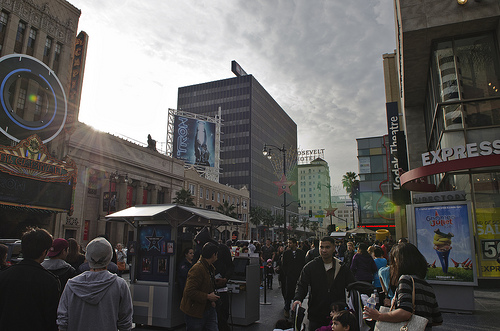 (Hotels on Hollywood Blvd/Flickr user vl8189) (Hotels on Hollywood Blvd/Flickr user vl8189)