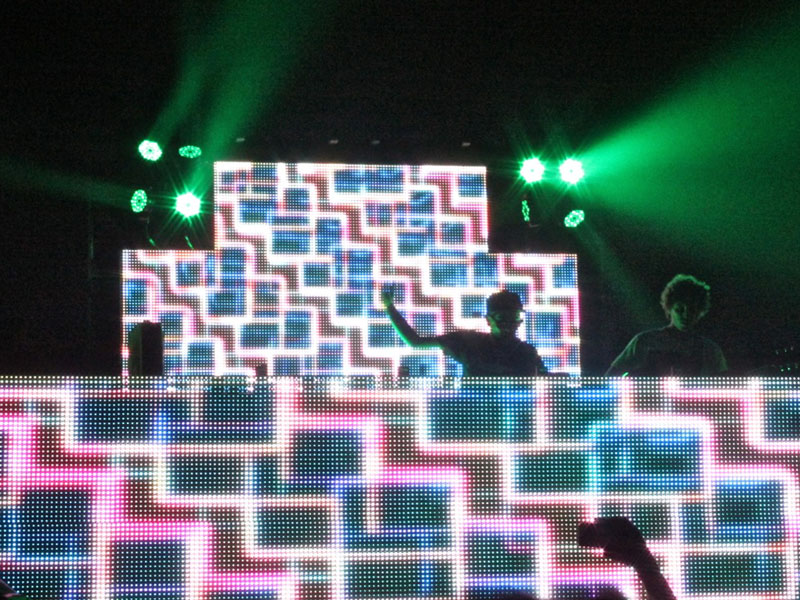 Gramatik (left) shares the stage with guitarist F.A.Q. (Melissah Yang/Neon Tommy)