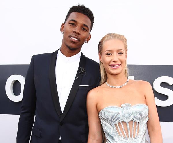 Iggy Azalea and her boyfriend Nick Young (Twitter/@LakersNation).