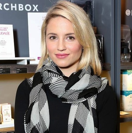 Dianna Agron is soft and graceful, just like Cinderella (Twitter/@JustJared).