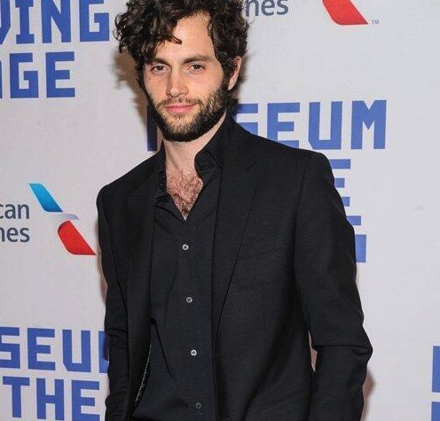 What's Penn Badgley been up to? (Twitter/@somerbadgley).