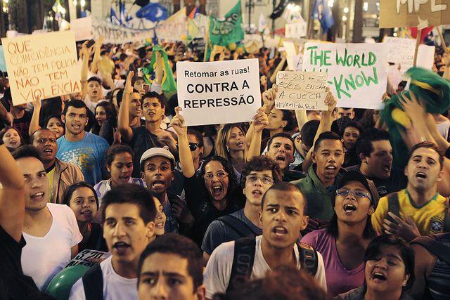 (Protestors gather in Sao Paolo on June 18, 2013/ Alex Almeida, Creative Commons)