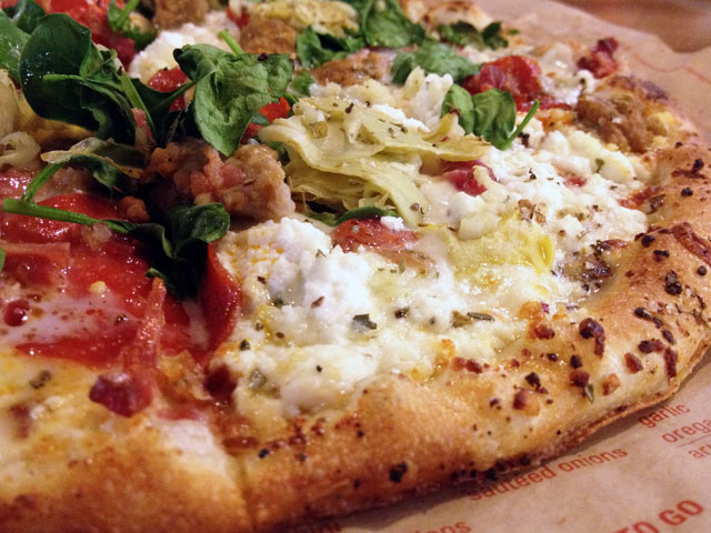 Blaze Pizza, featuring custom artisanal pizza freshly fired up in less than 180 seconds, just opened in The Original Farmers Market in L.A. (Kelli Shiroma / Neon Tommy). Blaze Pizza, featuring custom artisanal pizza freshly fired up in less than 180 seconds, just opened in The Original Farmers Market in L.A. (Kelli Shiroma / Neon Tommy).