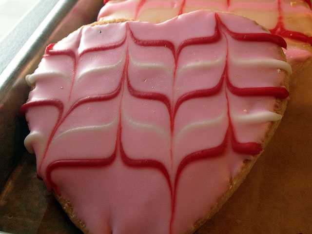 The festive, sweet cookie at Panera Bread will definitely get you into the Valentine’s Day spirit (Kelli Shiroma / Neon Tommy). The festive, sweet cookie at Panera Bread will definitely get you into the Valentine’s Day spirit (Kelli Shiroma / Neon Tommy).