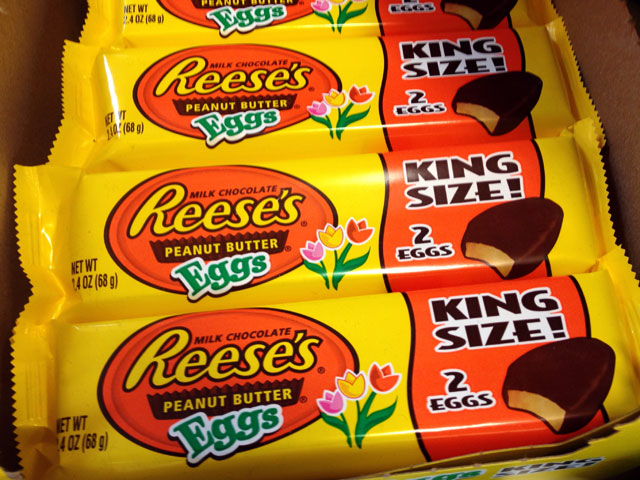 “Reese’s Peanut Butter Eggs” are available in individual sizes, in bags or in King-sized packs (Kelli Shiroma / Neon Tommy). “Reese’s Peanut Butter Eggs” are available in individual sizes, in bags or in King-sized packs (Kelli Shiroma / Neon Tommy).