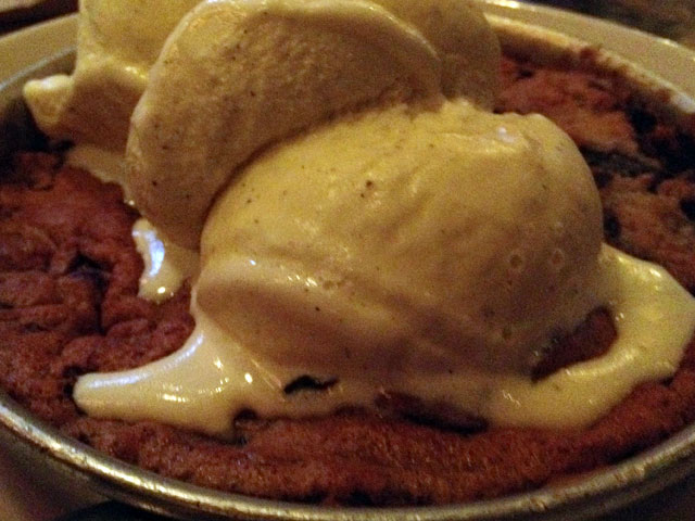 The “Salted Caramel Pizookie” is truly a must-try for those who like salty-sweet desserts. The caramel cookie is moist and soft, and the pretzel bites and chocolate chips complement it perfectly (Kelli Shiroma / Neon Tommy). 