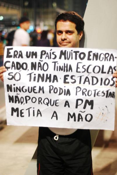 Brazil is in no shape to host the World Cup when people fear exiting a bank in the afternoon. (Beraldo Leal, Creative Commons)