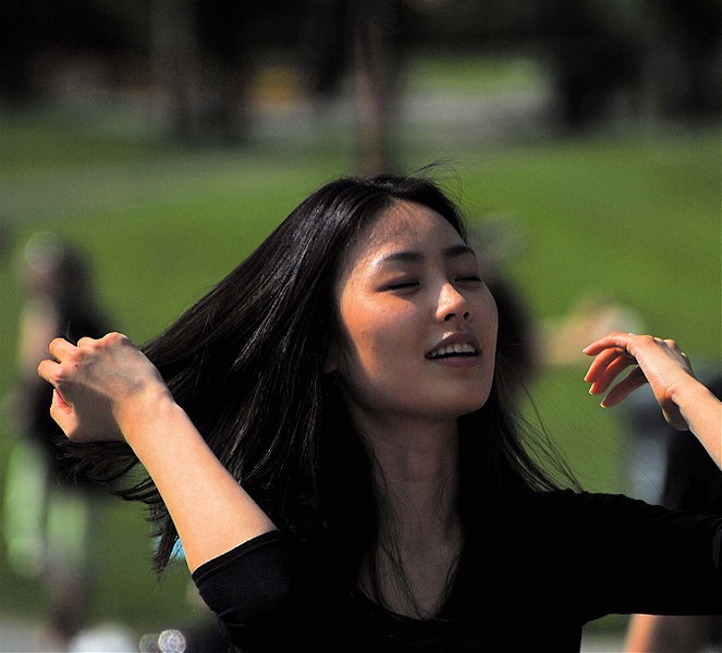 Women of Asian descent live with impossible standards of beauty (Patrick Doheny, Wikimedia Commons) Women of Asian descent live with impossible standards of beauty (Patrick Doheny, Wikimedia Commons)
