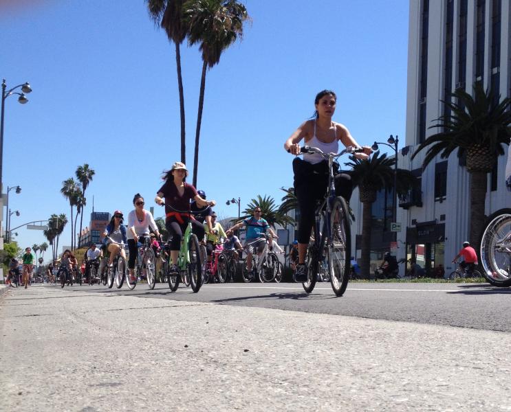 Angelenos take over Wilshire on their bikes for CicLAvia (Bryce Christian)