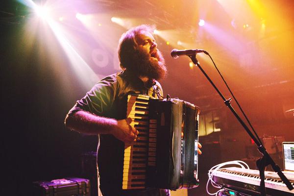 Johnny Kongos plays that iconic accordion part in "Come With Me Now." (@KONGOS / Twitter)