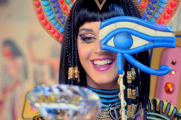 Katy Perry's latest music video takes viewers on a trip to Ancient Egypt. (@EhJovan / Twitpic)