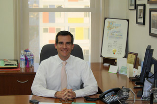 Eric Garcetti and Wendy Greuel will face off in the general election in May.