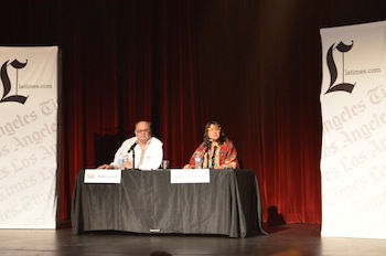 Sandra Cisneros talks to fans about her creative process (Ariel Sobel/Neon Tommy)