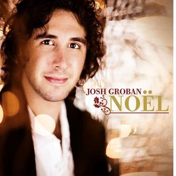 Josh Groban Christmas (Twitter/@denio_s) Josh Groban Christmas (Twitter/@denio_s)