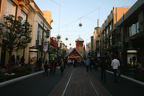 The Grove's Farmers Market is also decorated for the winter season. (Creative Commons/Flickr) The Grove's Farmers Market is also decorated for the winter season. (Creative Commons/Flickr)