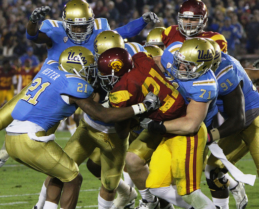 Don't expect a 50-0 result in this year's crosstown rivalry. (Shotgun Spratling/NT)