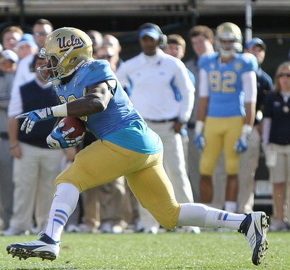 Johnathan Franklin will run the Bruins to victory according to Shapiro and Tufts. (TheDailySportsHerald/Creative Commons)