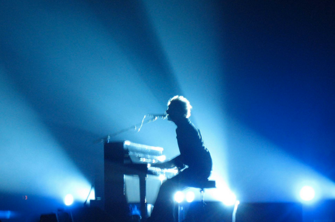 Lead singer Chris Martin (via WikiCommons) Lead singer Chris Martin (via WikiCommons)